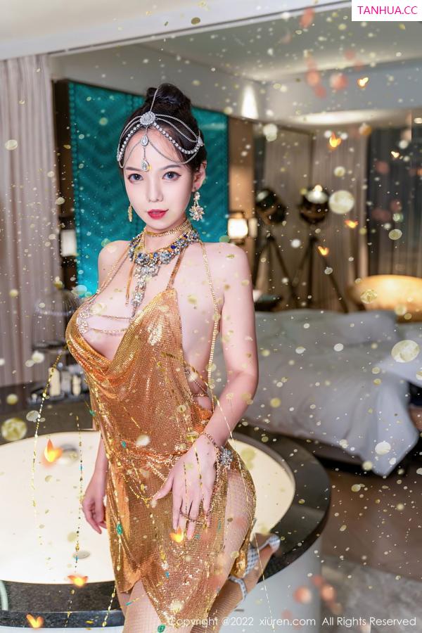 大美媚京  [XiuRen]高清写真图 2022.09.08 No.5559 大美妞儿第11张图片